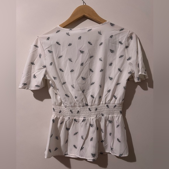 Short Sleeve Blouse with Buttons - Picture 2 of 3